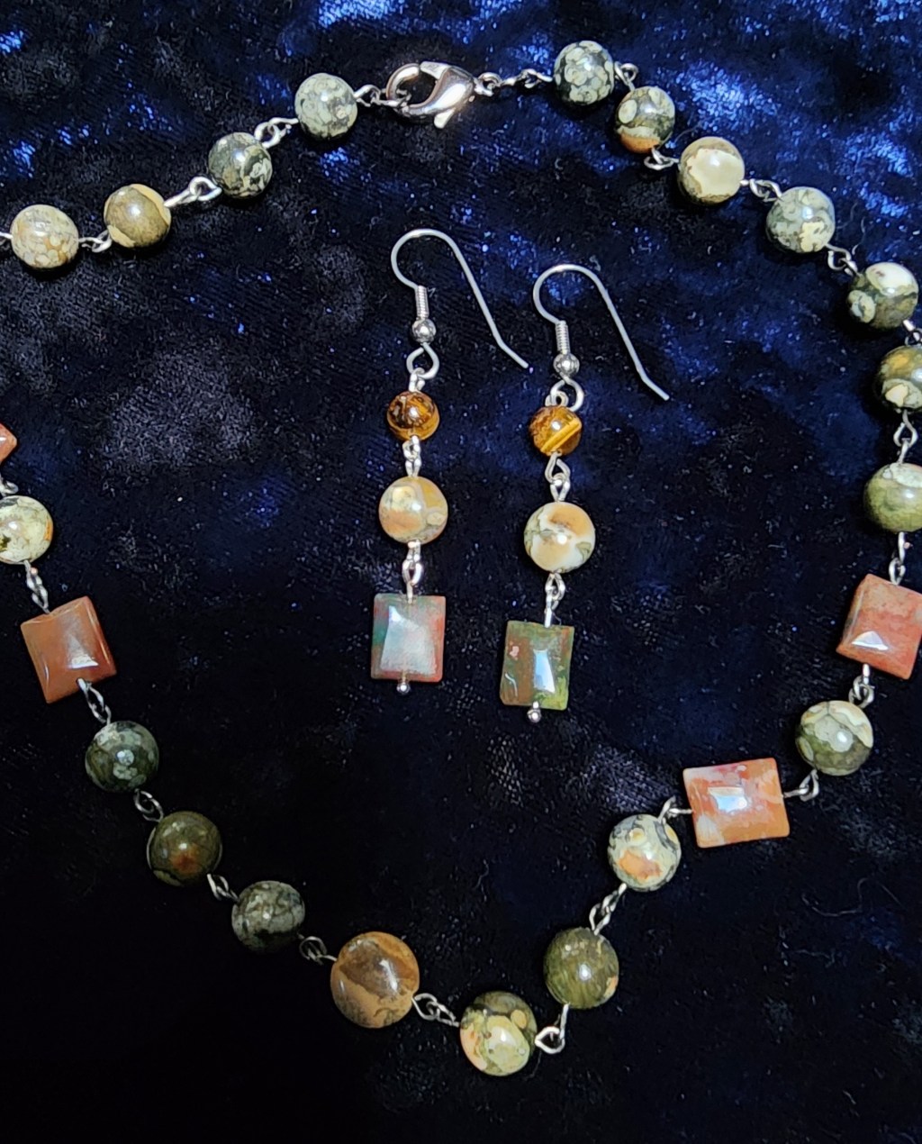 Red Rainforest Choker & Tiger Rain&nbsp;Earrings